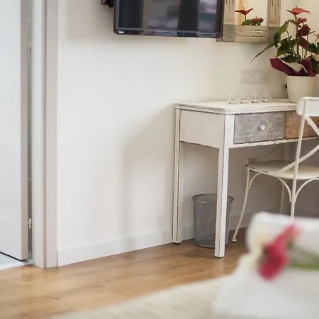 Operetta House Apartment