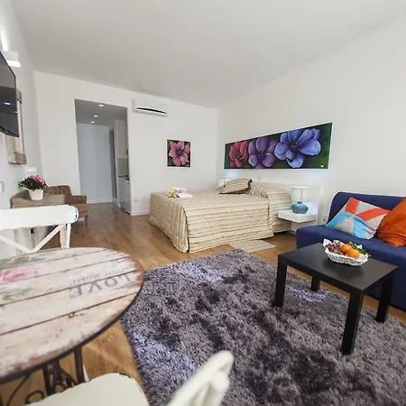 Operetta House Appartement *